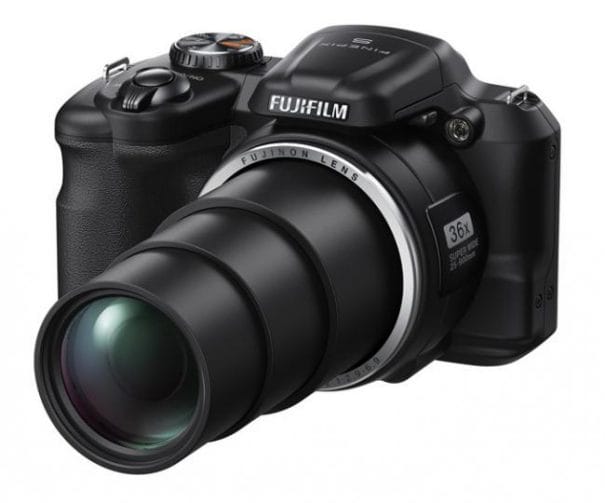 A Fujifilm Finepix S8600-as gép 36x-os optikai zoomátfogású Fujinon objektívvel rendelkezik.