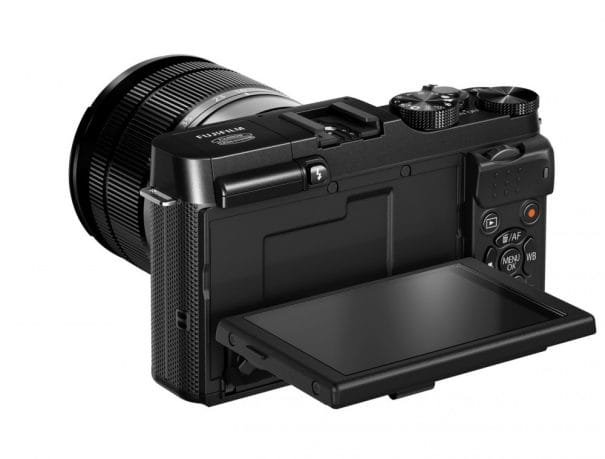 Fujifilm X-A1 dönthető 920.000 képpontos kijelzővel
