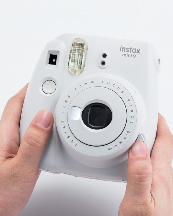Fujifilm Instax Mini 9 - Füstös fehér színben