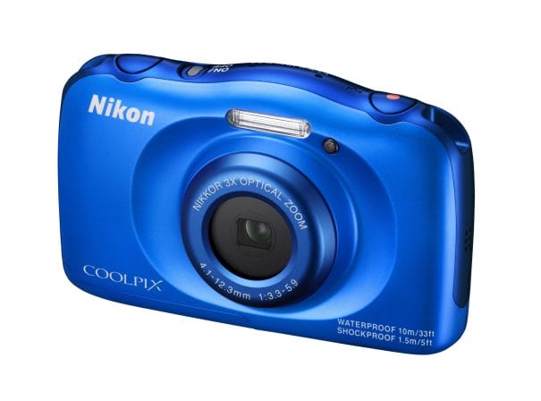 Nikon Coolpix S33 13 megapixeles felbontás, 3x-os optikai zoomos kompakt.