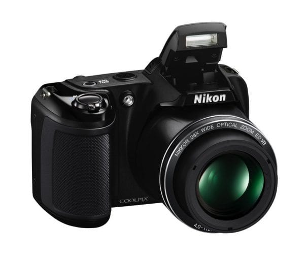 Nikon Coolpix L340 egy 20 megapixeles CCD szenzoros fényképezőgép.
