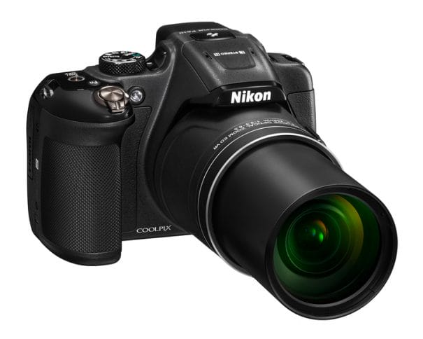 Nikon Coolpix P610 60x-os optikai zoommal rendelkezik.