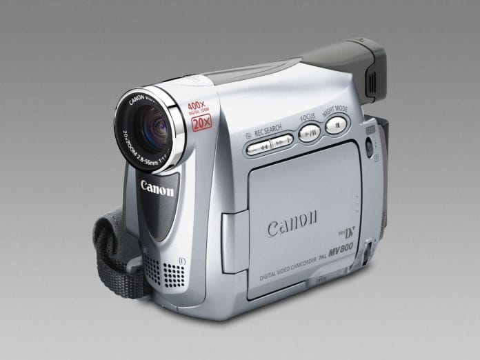 canon-mv800-sorozat-negy-uj-modell-konnyen-kezelheto-digitalis-videokamerak.jpg