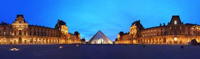 (c) Fotó: Plaszkó Noel: Louvre at night