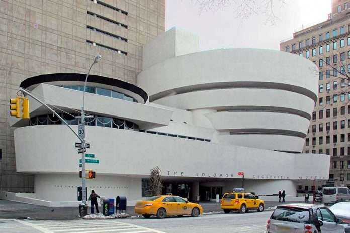 Moholy Nagy László életműtárlata A New York I Guggenheim Múzeumban