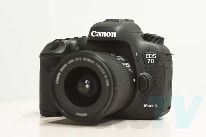 Canon Eos 7d Mkii Front Small