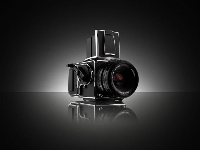 Hasselblad 503cw Cfvii Front 2