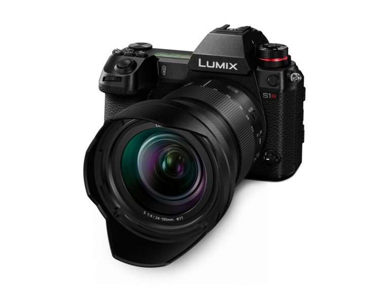 A Lumix S1R-t választották az év fényképezőgépének Japánban